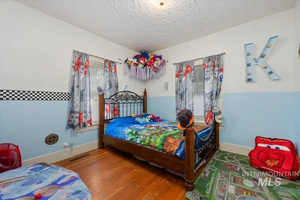 $299,999 | 1141 Main Street, Gooding, ID 83330