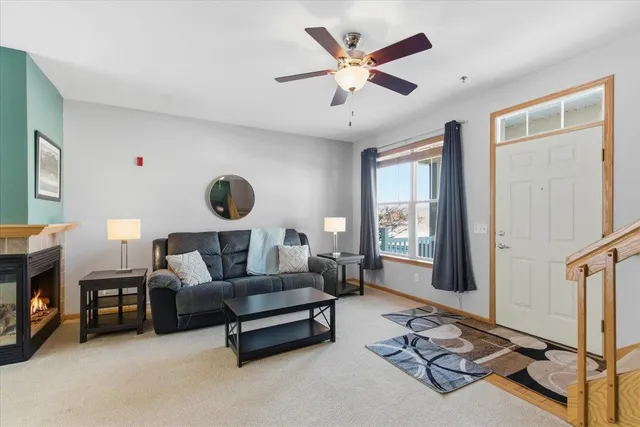 $349,900 | 14 S Gardens, Fitchburg, WI 53711