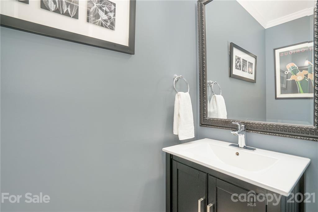 710 Fredricksburg Road Matthews, NC 28105 - Photo 8 of 36 Gallery Image 8