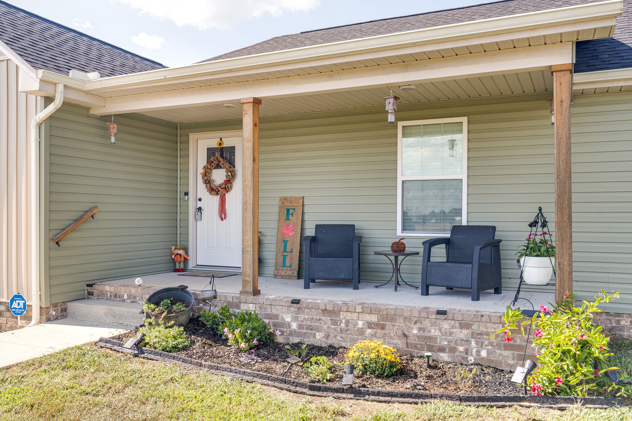 214 Brace Road Summertown, TN 38483 - Photo 2 of 27 Gallery Image 2