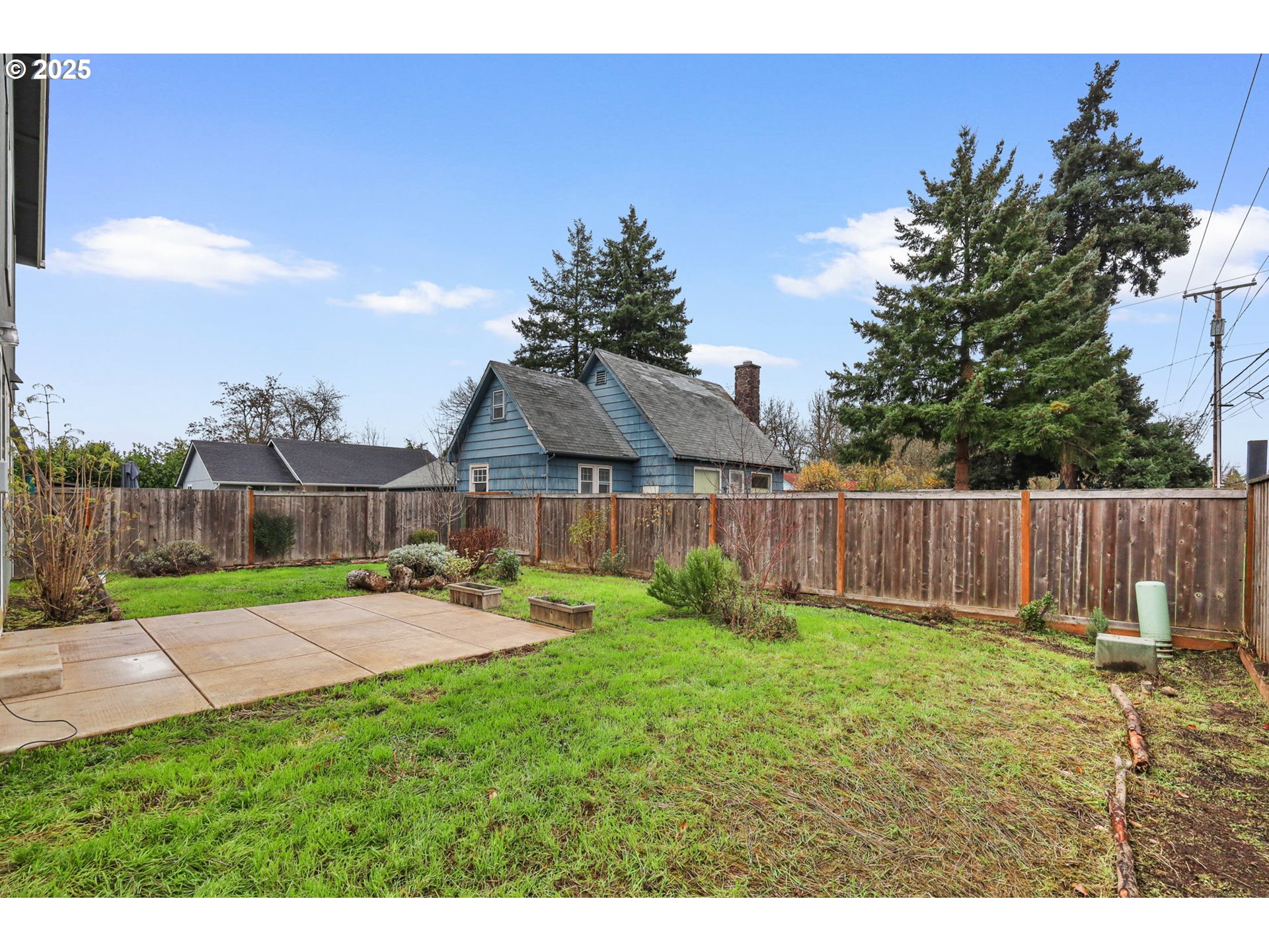 1725 Allea Drive Eugene, OR 97404 - Photo 40 of 44 a view of a backyard with a slide
