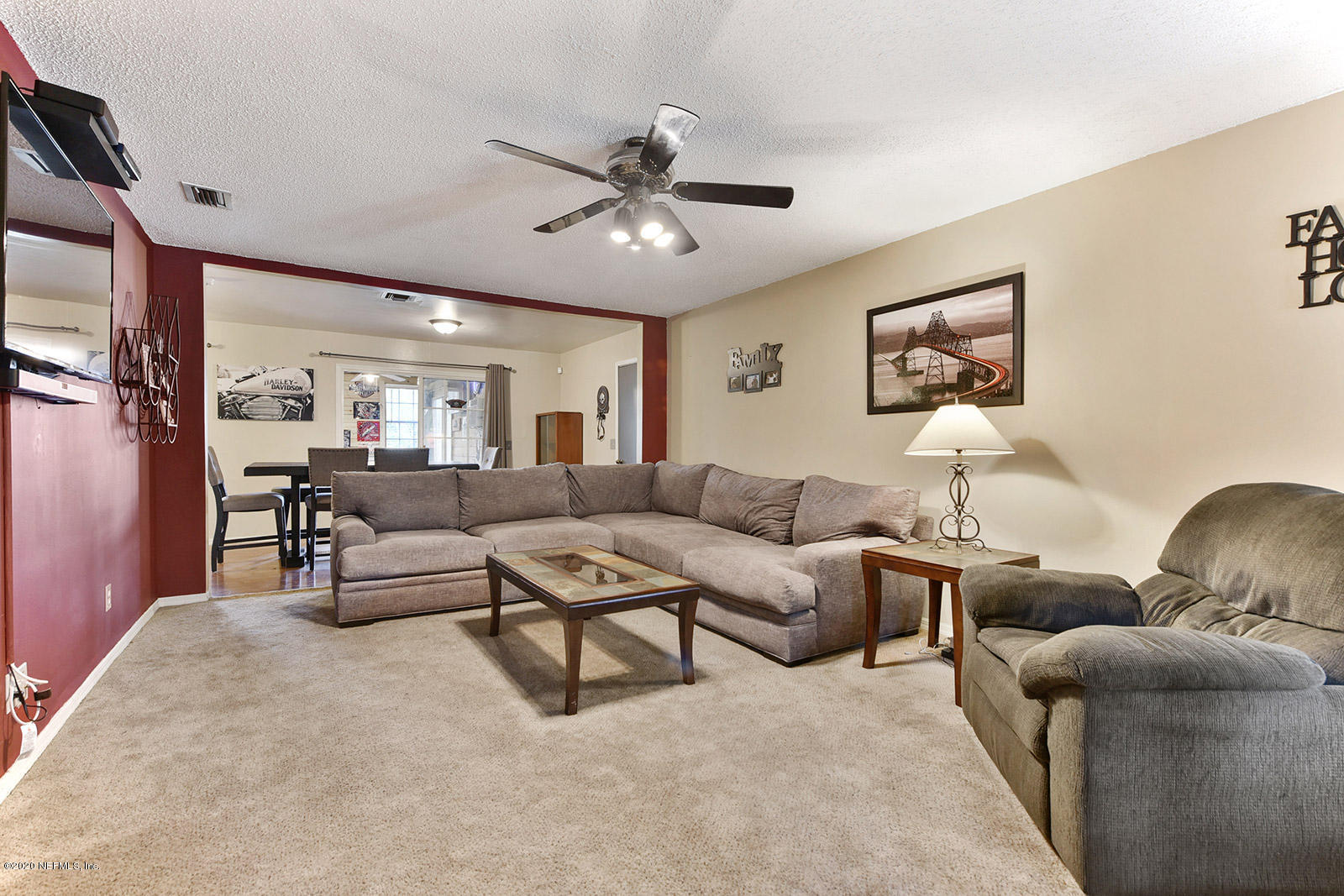 63 Robin Road Orange Park, FL 32073 - Photo 8 of 26 006_1600x1067_mls_1600x1067
