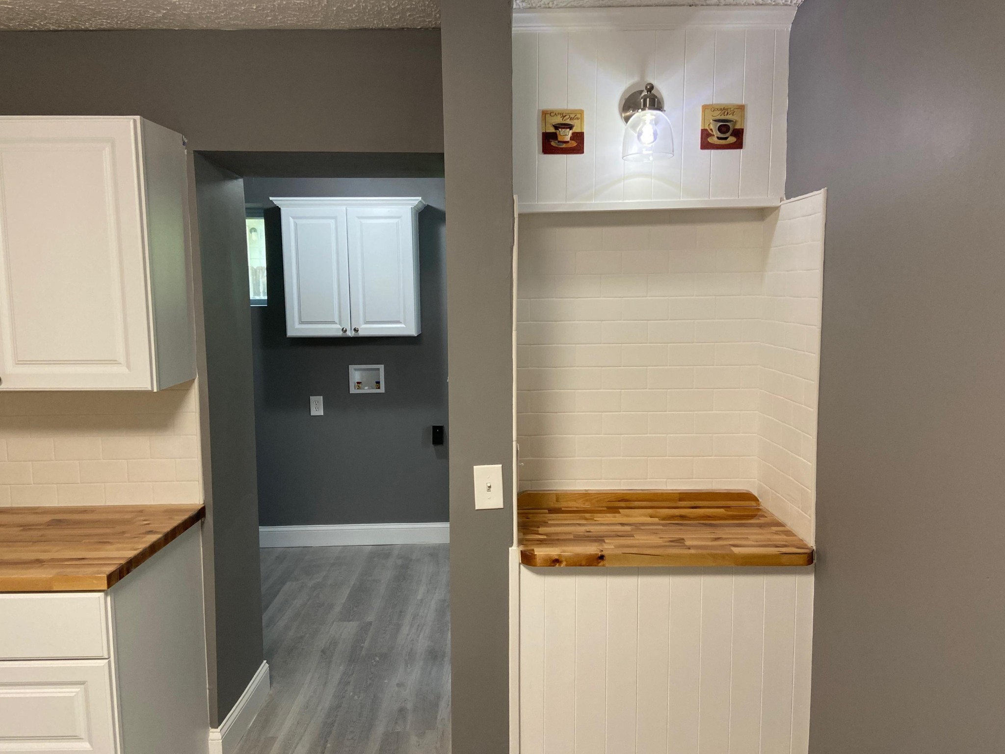 138 Parsons Road Oak Ridge, TN 37830 - Photo 8 of 25 a view of kitchen with wooden floor