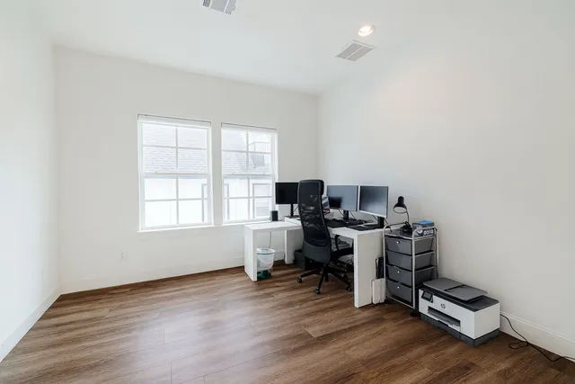 $2,990 | 10760 Craighead Drive, Houston, TX 77025