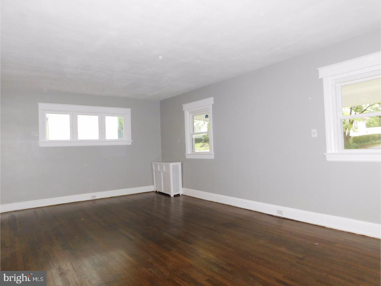 310 South State Road Upper Darby, PA 19082 - Photo 5 of 25