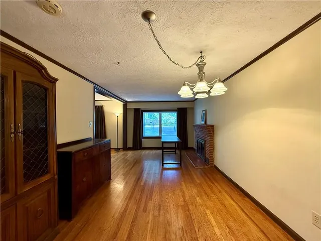 $340,000 | 13227 Bennington Avenue, Grandview, MO 64030