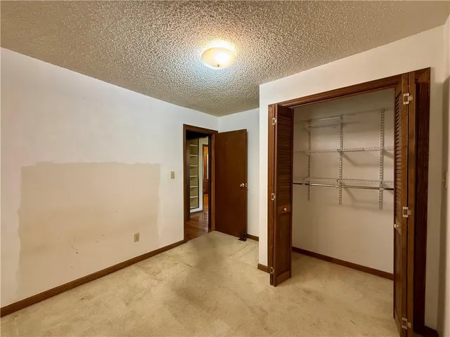 $340,000 | 13227 Bennington Avenue, Grandview, MO 64030