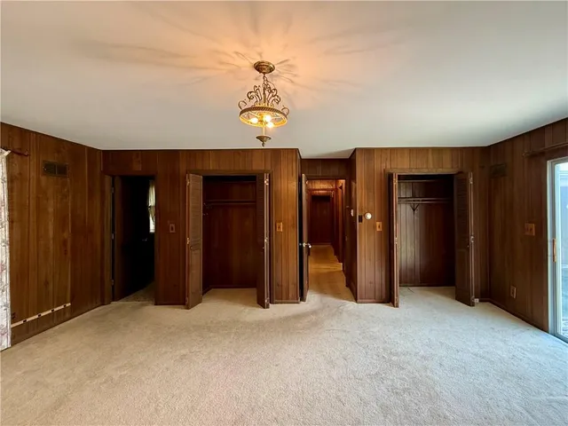 $340,000 | 13227 Bennington Avenue, Grandview, MO 64030