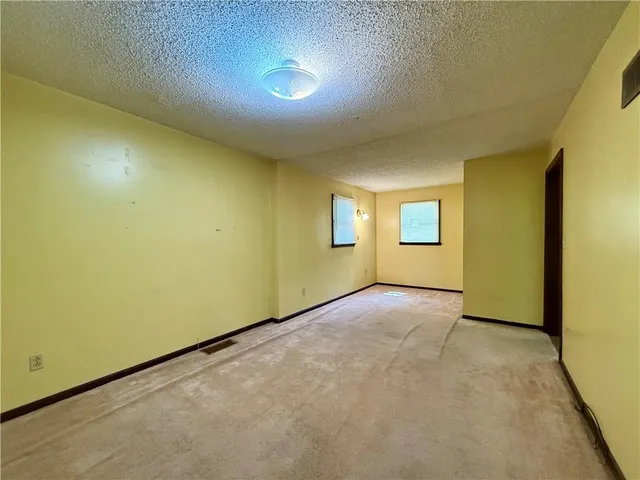 $340,000 | 13227 Bennington Avenue, Grandview, MO 64030