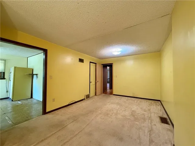 $340,000 | 13227 Bennington Avenue, Grandview, MO 64030