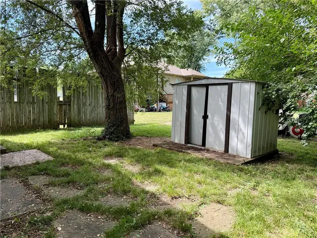 $340,000 | 13227 Bennington Avenue, Grandview, MO 64030