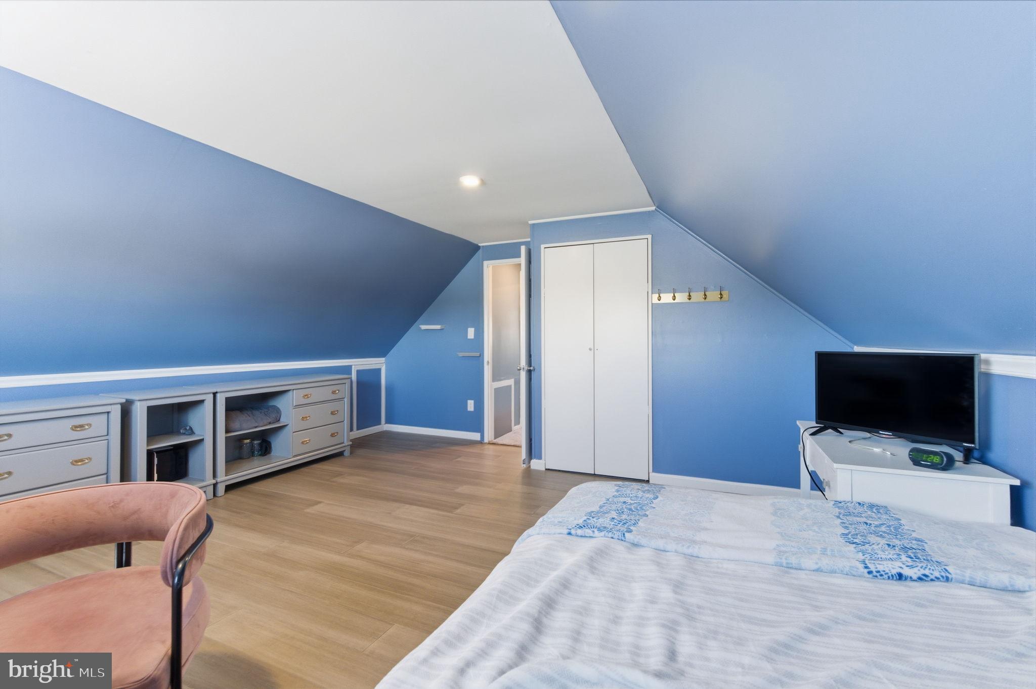 44 Cactus Road Levittown, PA 19057 - Photo 16 of 29 a view of a livingroom with furniture