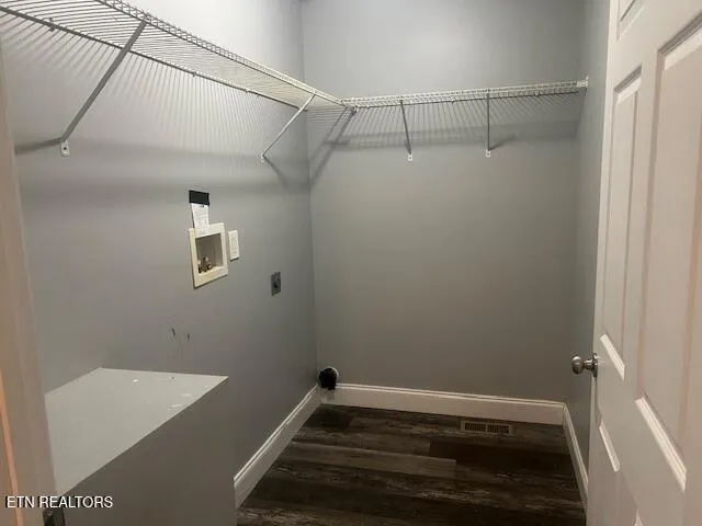 $324,900 | 525 Low Valley Road, Dandridge, TN 37725