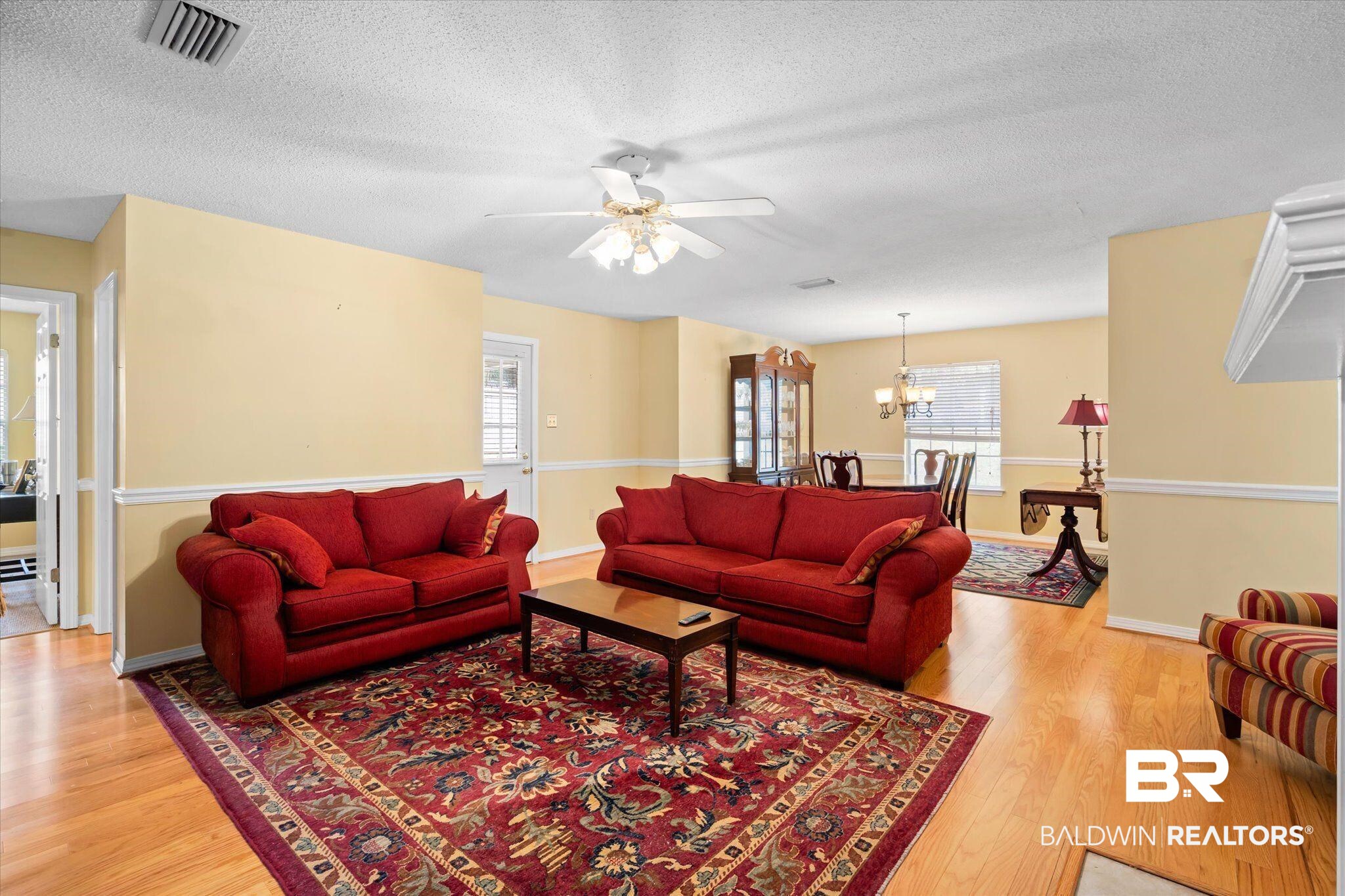 381 Lakeview Drive Mobile, AL 36695 - Photo 3 of 20