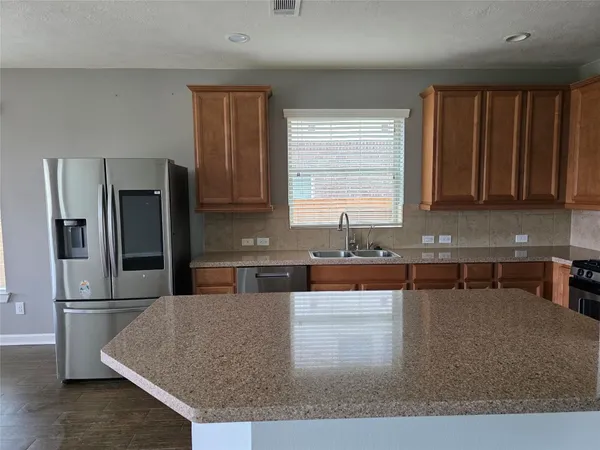 $3,200 | 19415 Bronte Springs Court, Richmond, TX 77407