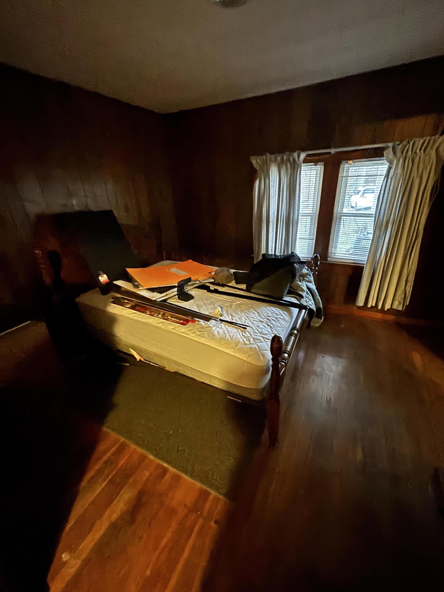 876 Dillon Street Pulaski, VA 24301 - Photo 14 of 20 a view of a room with gym equipment