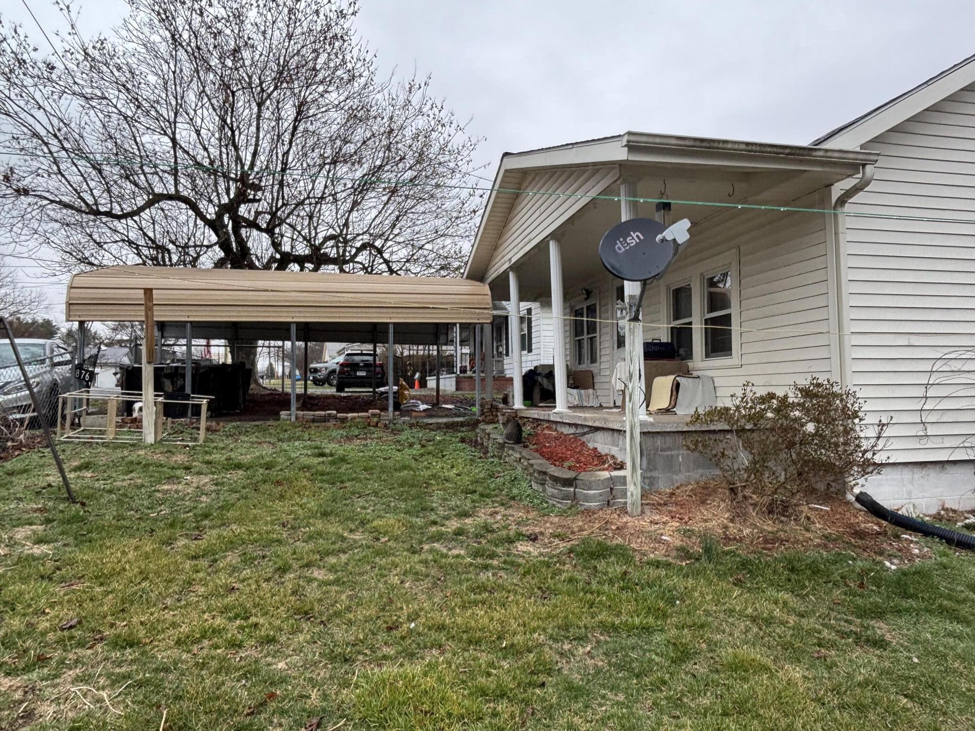 876 Dillon Street Pulaski, VA 24301 - Photo 2 of 20