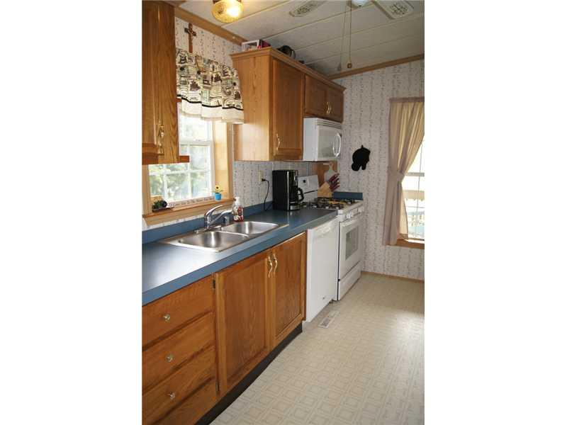 816 North 4th Street Apollo, PA 15613 - Photo 5 of 23 Kitchen.
