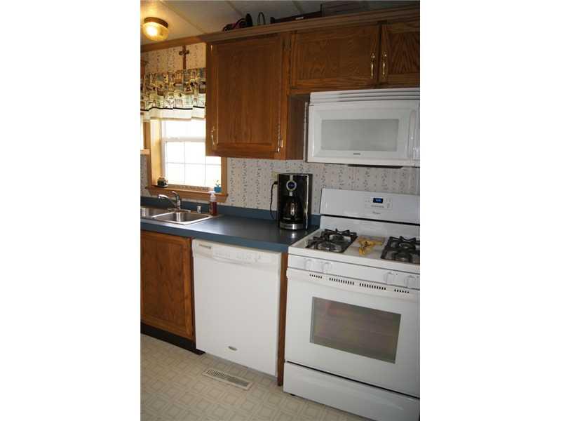 816 North 4th Street Apollo, PA 15613 - Photo 6 of 23 Kitchen.