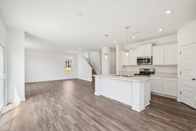 $294,999 | 2042 Black Oak Drive, Shelbyville, IN 46176