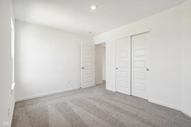 $294,999 | 2042 Black Oak Drive, Shelbyville, IN 46176