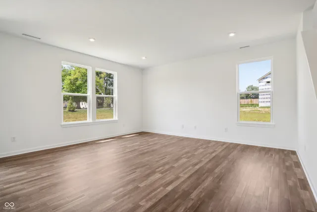 $294,999 | 2042 Black Oak Drive, Shelbyville, IN 46176