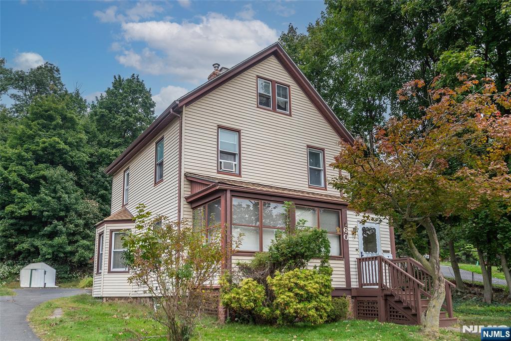 60 Martin Road Verona, NJ 07044 - Photo 4 of 21 Gallery Image 4