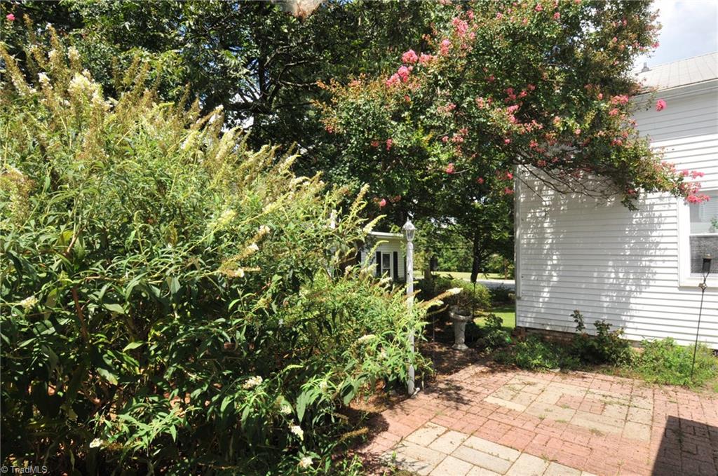 8056 Broad Street Rural Hall, NC 27045 - Photo 15 of 16