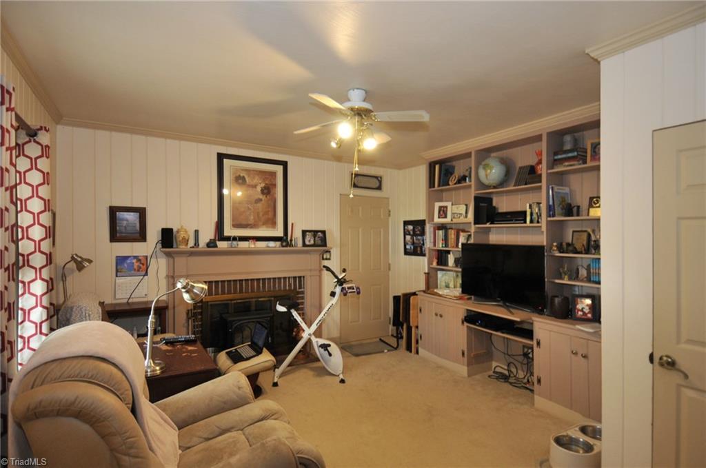 8056 Broad Street Rural Hall, NC 27045 - Photo 5 of 16