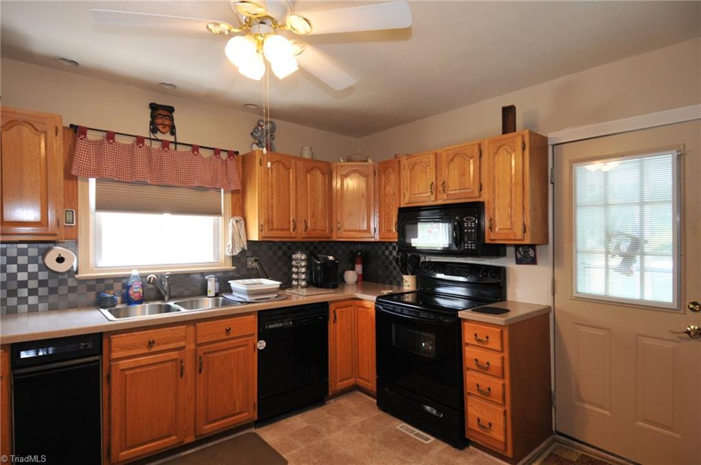 8056 Broad Street Rural Hall, NC 27045 - Photo 8 of 16