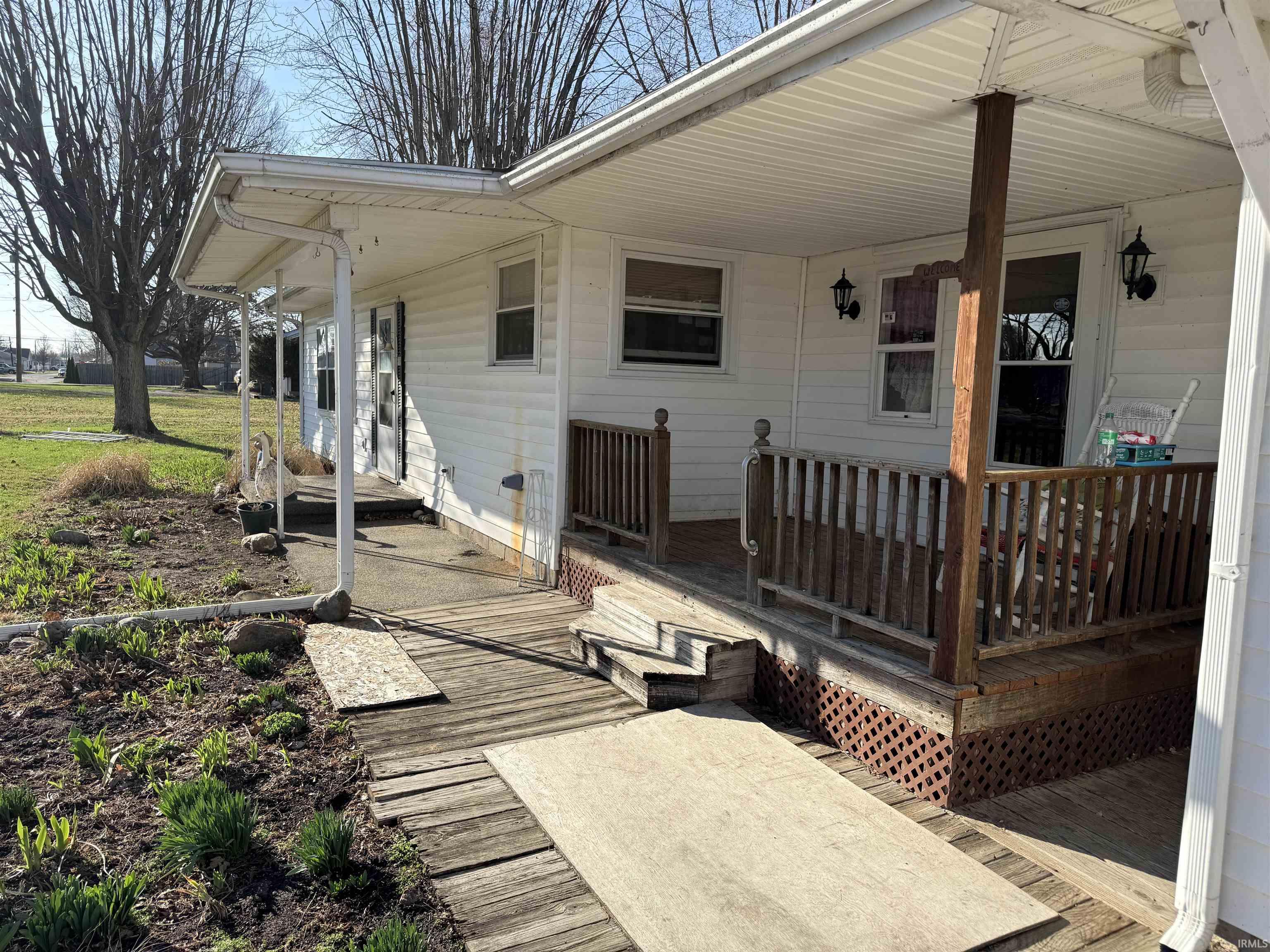 200 Mc Kinley Street Gaston, IN 47342 - Photo 3 of 23