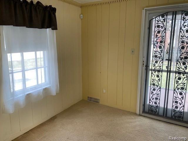 14530 Stahelin Road Detroit, MI 48223 - Photo 12 of 52 IMG_3780.jpg