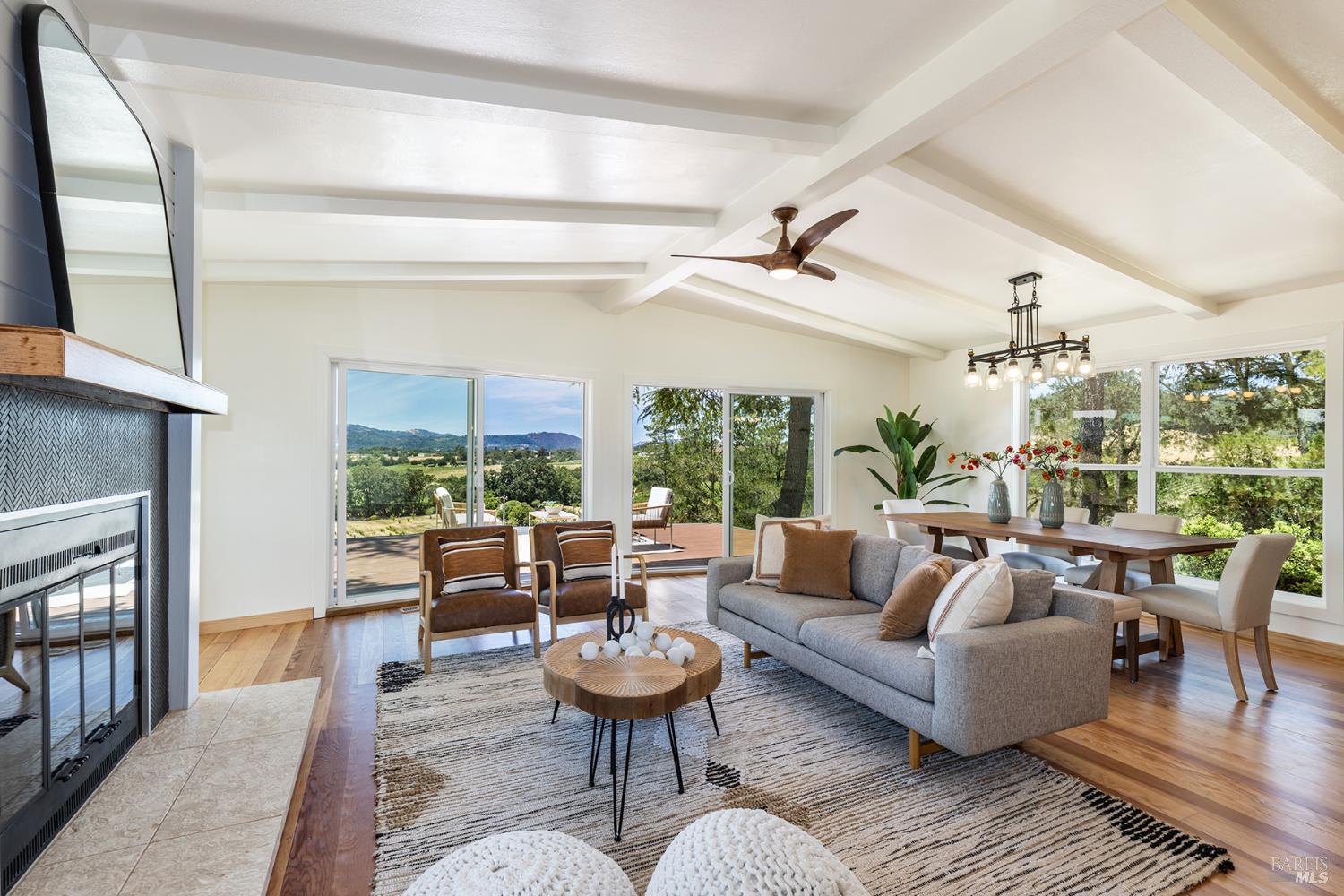 1676 Chiquita Road Healdsburg, CA 95448 - Photo 9 of 46