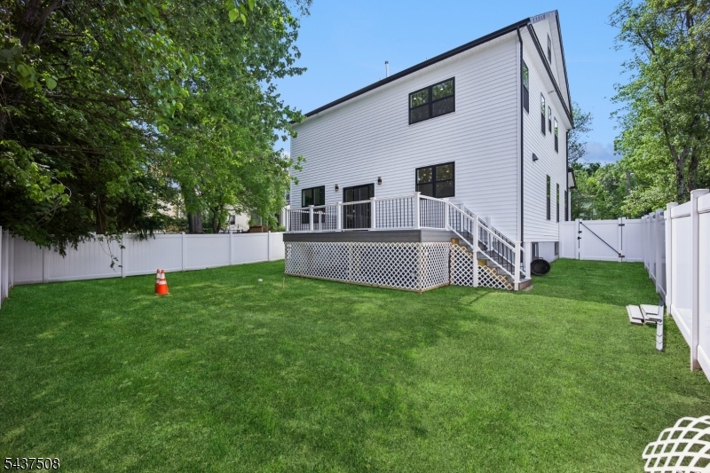 5 Briar Cliff Road Livingston, NJ 07039 - Photo 48 of 49 Gallery Image 48