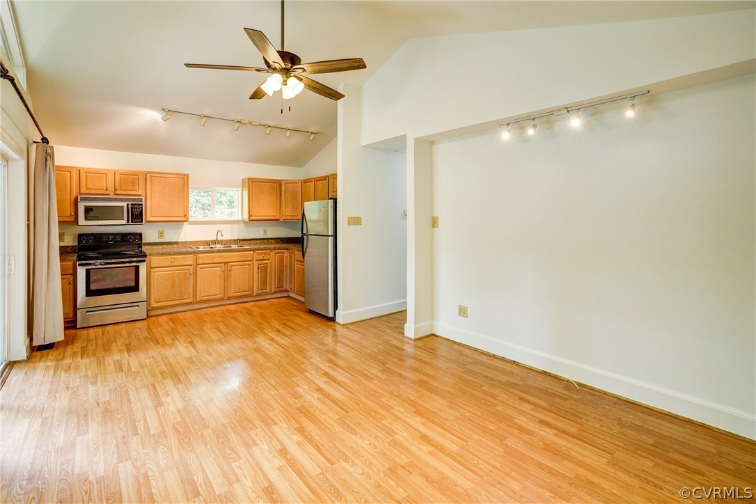 5700 Lakeview Road Quinton, VA 23141 - Photo 6 of 38 Kitchen with newer kitchen cabinets, laminate coun