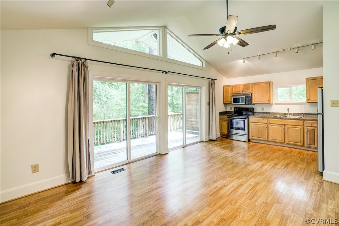 5700 Lakeview Road Quinton, VA 23141 - Photo 9 of 38 Gallery Image 9