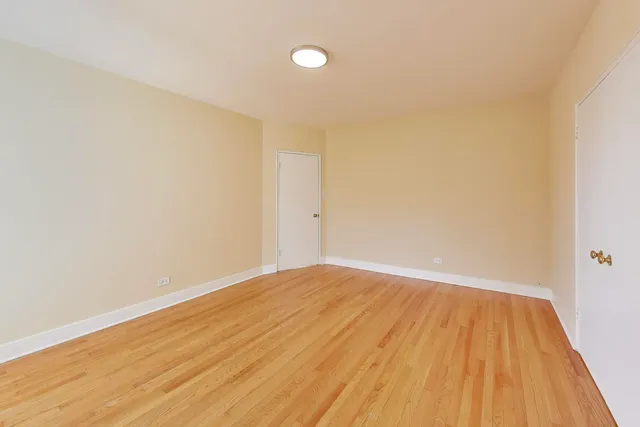 $169,000 | 2619 West Fitch Avenue, Unit 3C, Chicago, IL 60645