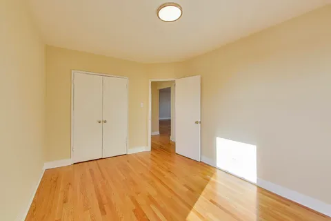 $169,000 | 2619 West Fitch Avenue, Unit 3C, Chicago, IL 60645