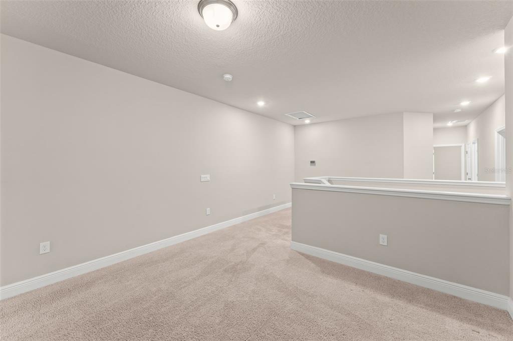 2224 Shadowland Loop Winter Park, FL 32792 - Photo 22 of 42 an empty room with a window