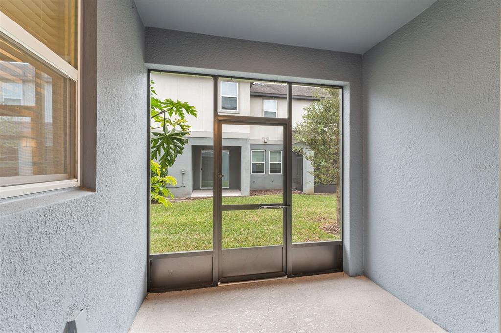 2224 Shadowland Loop Winter Park, FL 32792 - Photo 39 of 42 a view of an empty room with window