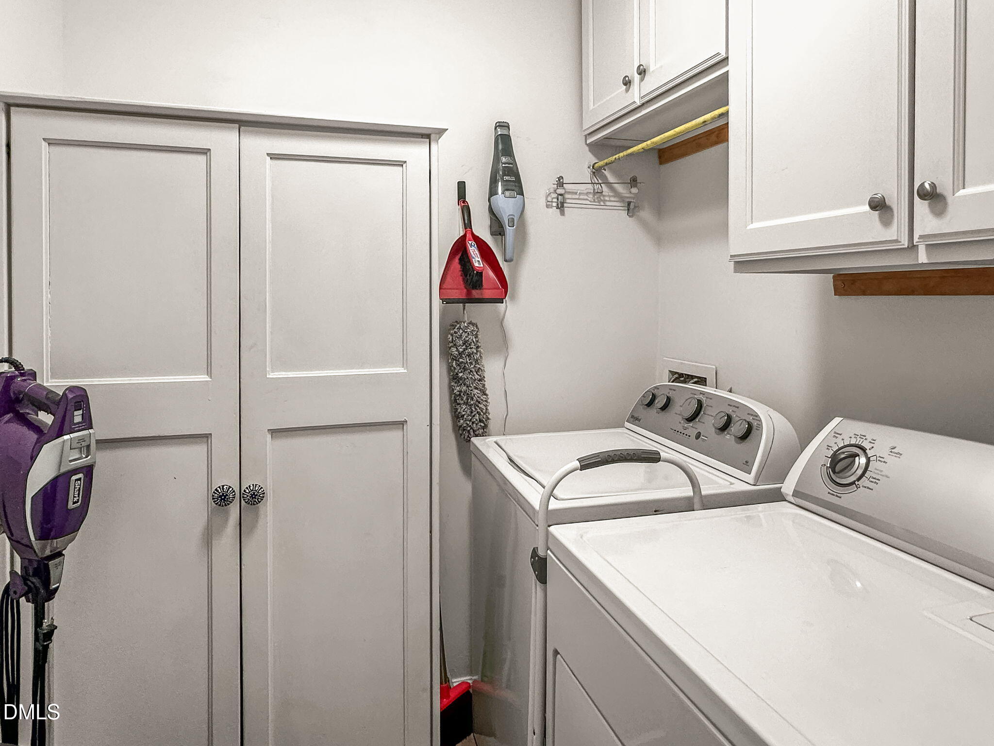 1019 Parkthrough Street Cary, NC 27511 - Photo 20 of 23 a utility room with dryer and washer