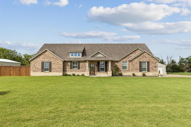 $479,900 | 2410 Black Jack Oak Road, Terrell, TX 75161