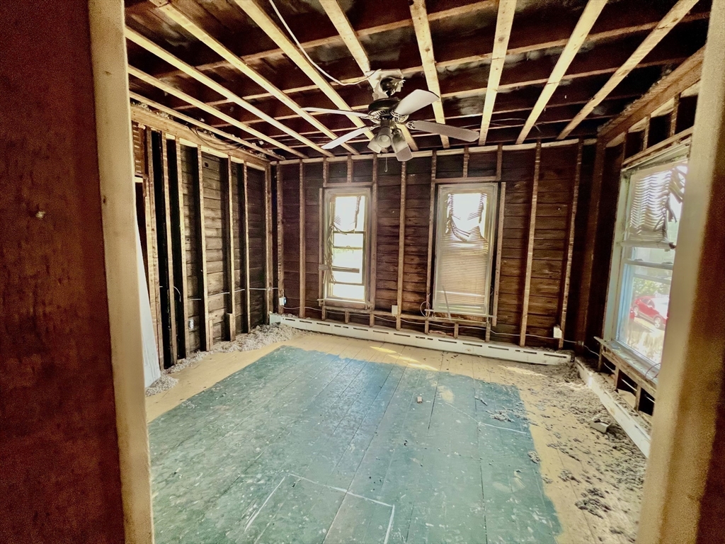 663 Riverside Avenue Haverhill, MA 01830 - Photo 19 of 42 Gallery Image 19