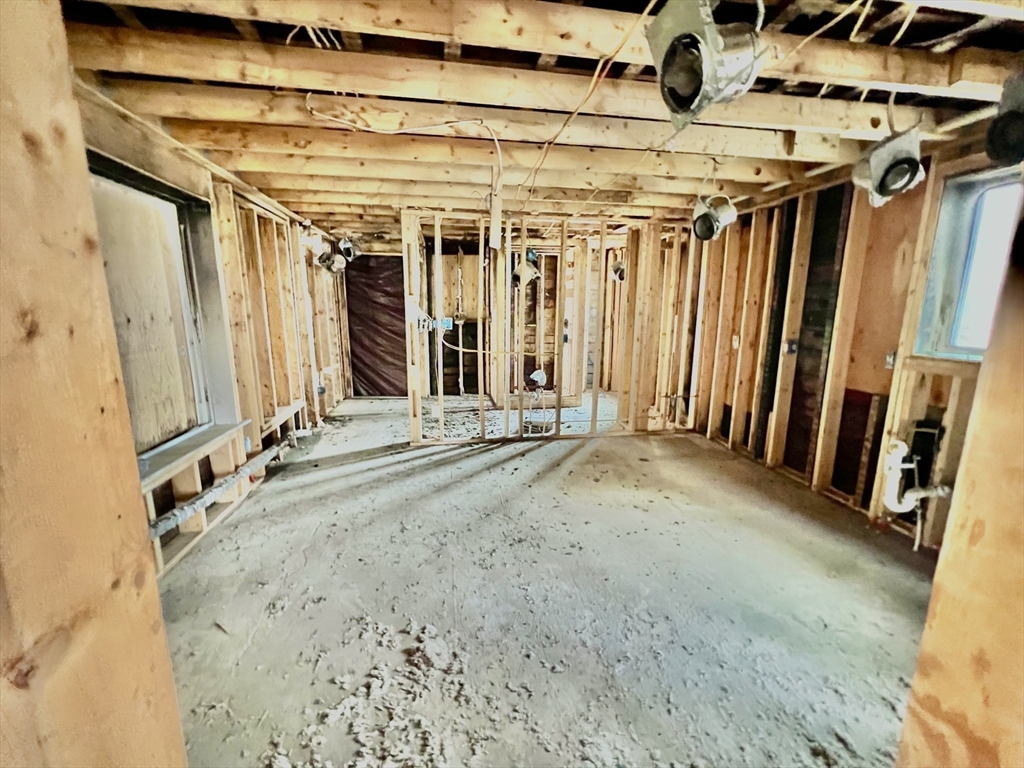 663 Riverside Avenue Haverhill, MA 01830 - Photo 21 of 42 Gallery Image 21