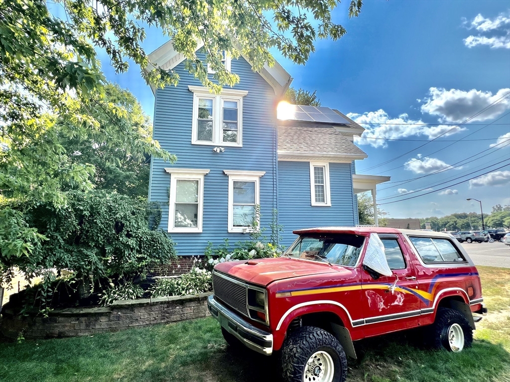 663 Riverside Avenue Haverhill, MA 01830 - Photo 8 of 42 Gallery Image 8