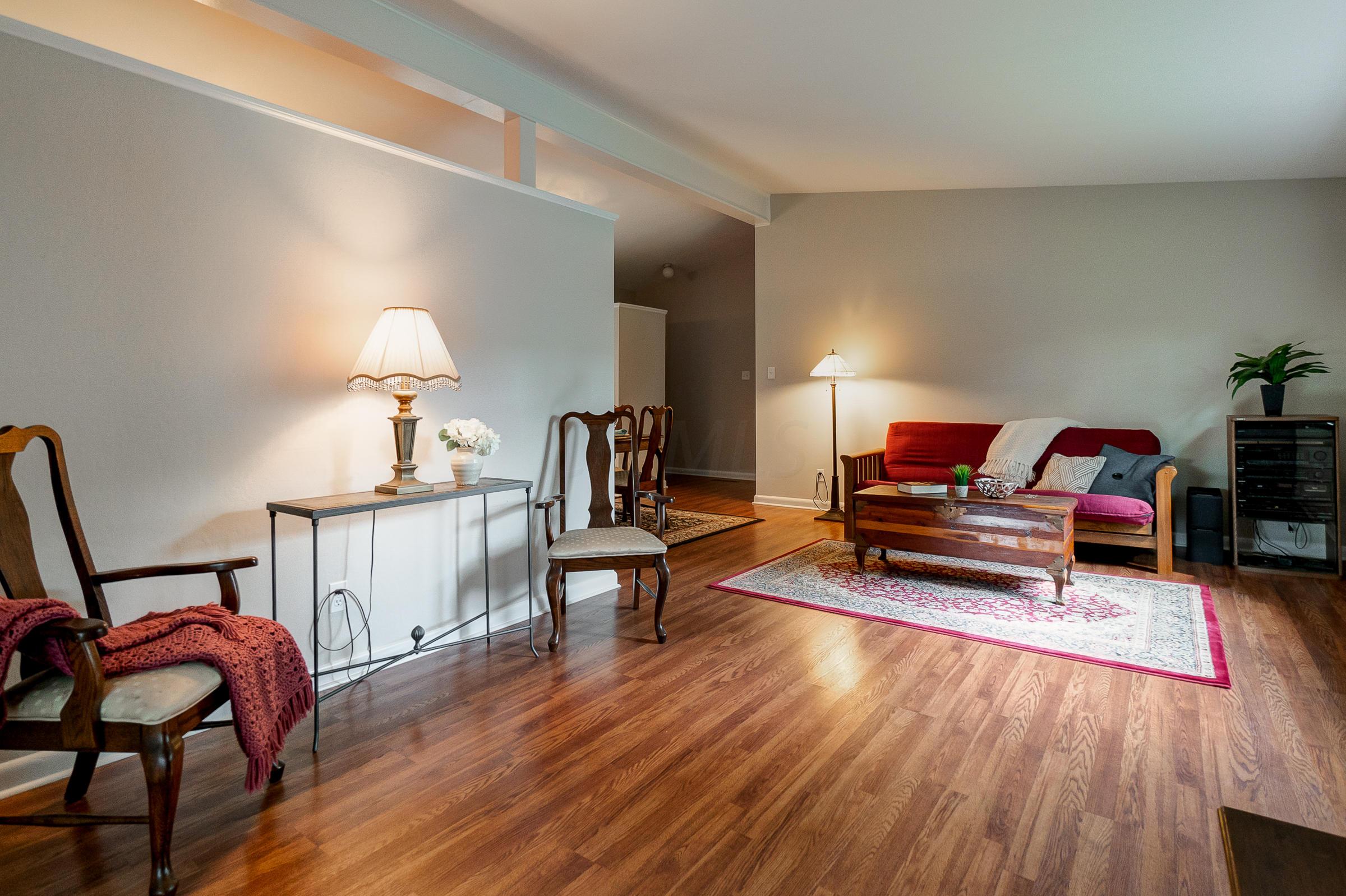 1077 Caniff Road Columbus, OH 43221 - Photo 11 of 30 Gallery Image 11