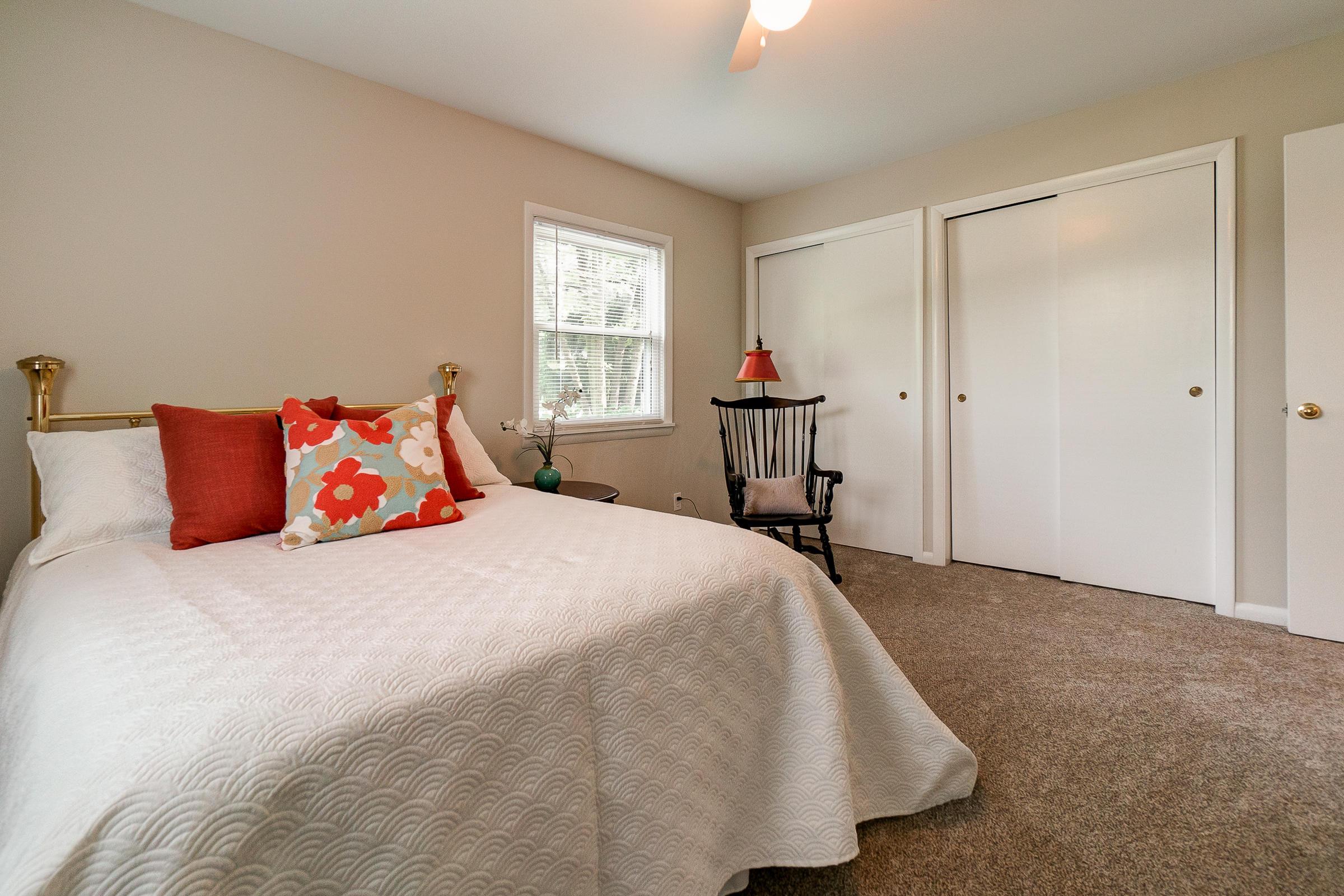 1077 Caniff Road Columbus, OH 43221 - Photo 21 of 30 Gallery Image 21