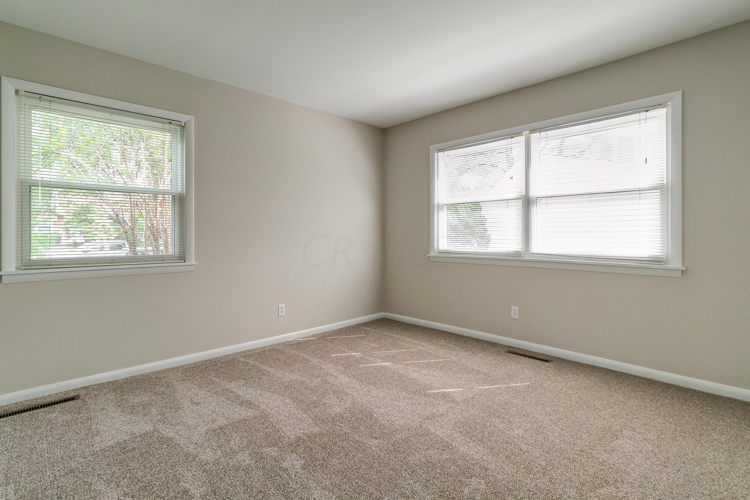 1077 Caniff Road Columbus, OH 43221 - Photo 25 of 30 Gallery Image 25