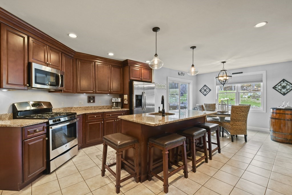 80 Dutton Road, Unit 80 Pelham, NH 03076 - Photo 13 of 42 Gallery Image 13
