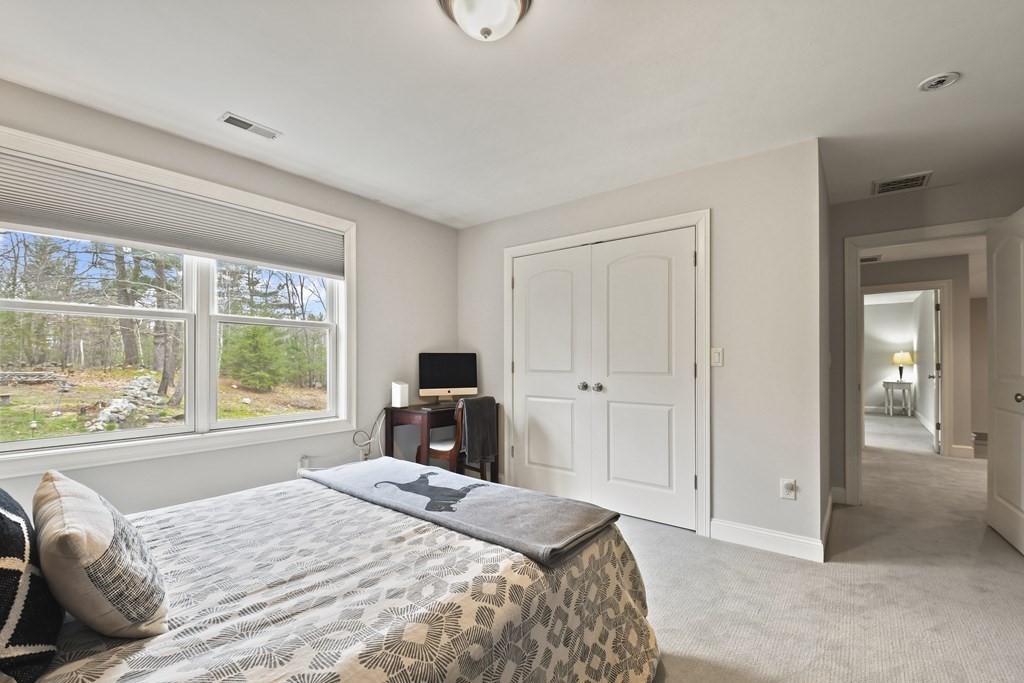 80 Dutton Road, Unit 80 Pelham, NH 03076 - Photo 29 of 42 Gallery Image 29